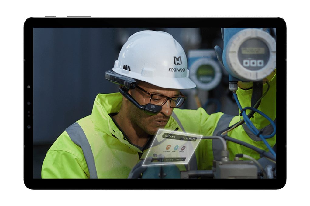 Connected worker with wearables camera