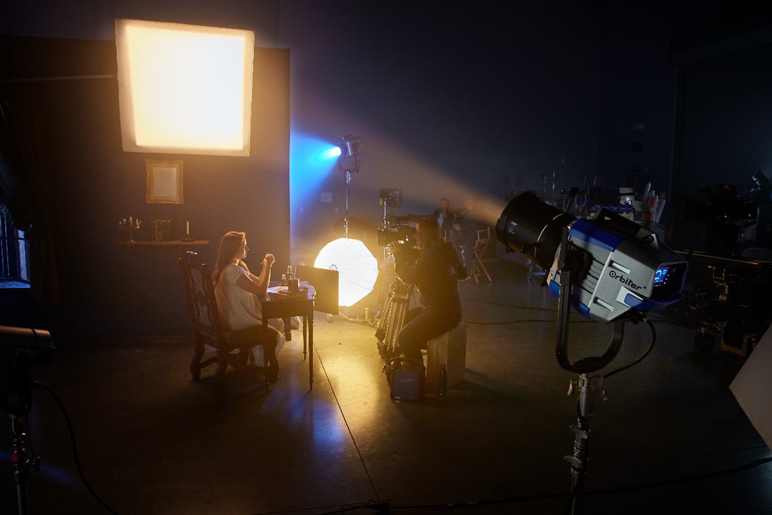 4_2020_arri_orbiter-on_set-1