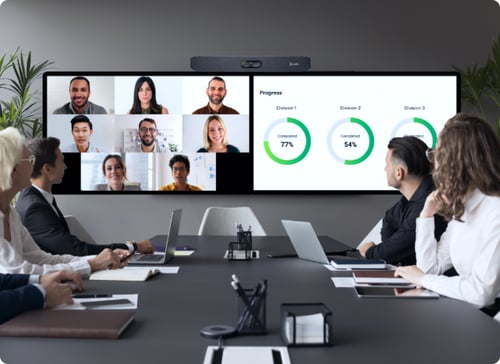 people-joining-meeting-from-the-meeting-rooms